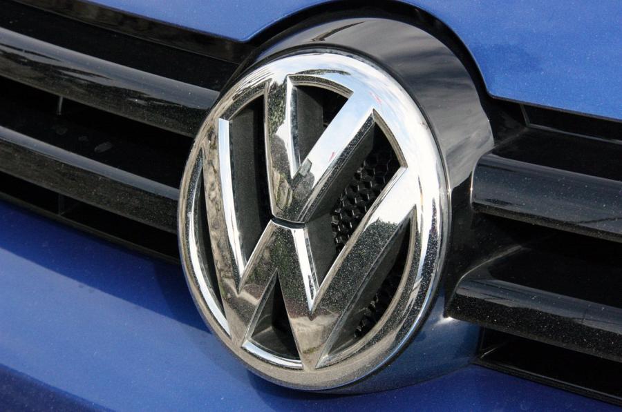  Volkswagen Golf R 2012 года  (фото 61 из 106)